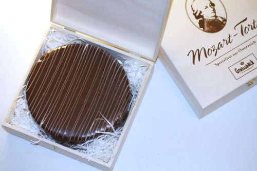 Fine Foods & Sweets >  Sweets >  Pastry & Biscuits