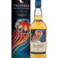Talisker 11y Single Malt Scotch Whisky 55.1% 0.7L gift pack, 0.7 l